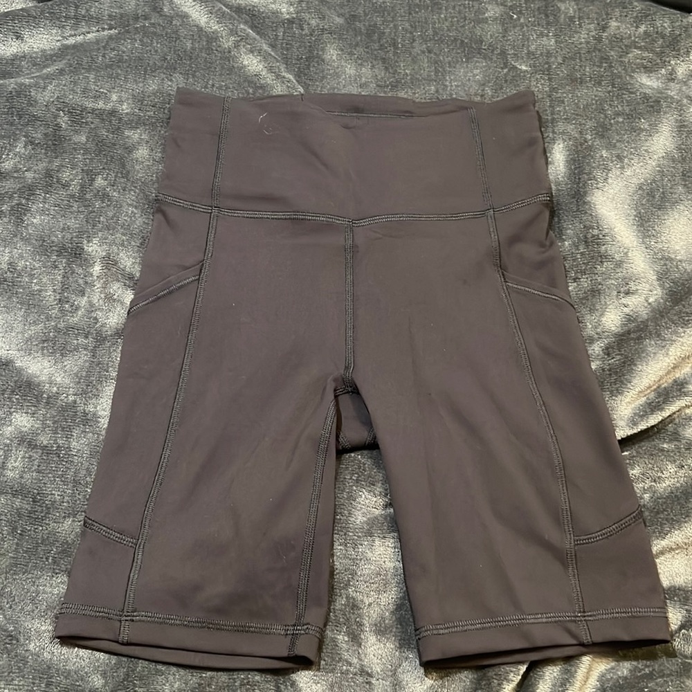 Lululemon Invigorate High Rise Short